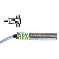 Czujnik indukcyjny SC1202-PM1